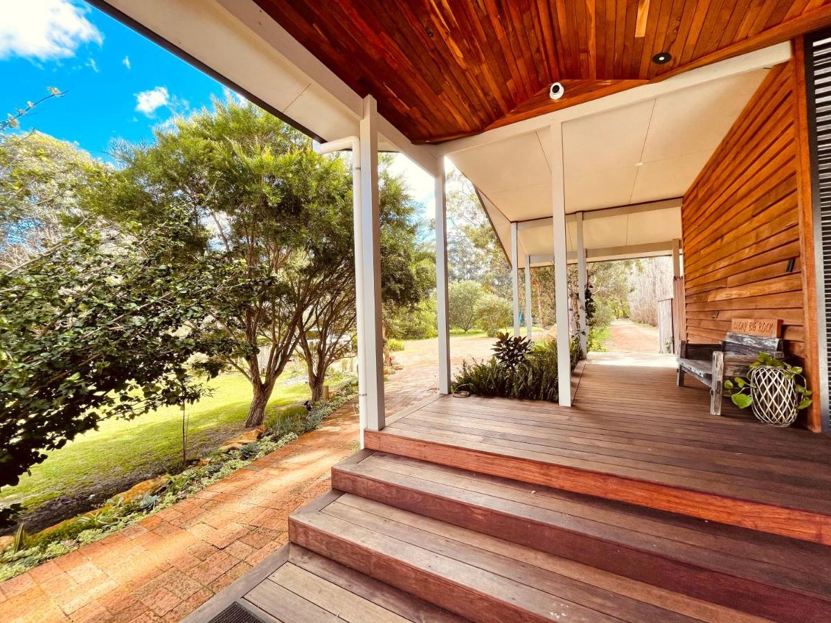 Grape Juice Retreat Rustic Romantic Gateway 5Mins To Beaches & Town Margaret River Eksteriør billede