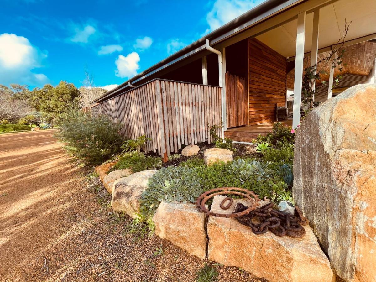 Grape Juice Retreat Rustic Romantic Gateway 5Mins To Beaches & Town Margaret River Eksteriør billede