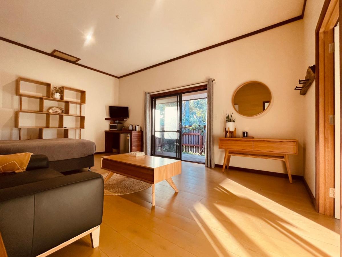 Grape Juice Retreat Rustic Romantic Gateway 5Mins To Beaches & Town Margaret River Eksteriør billede
